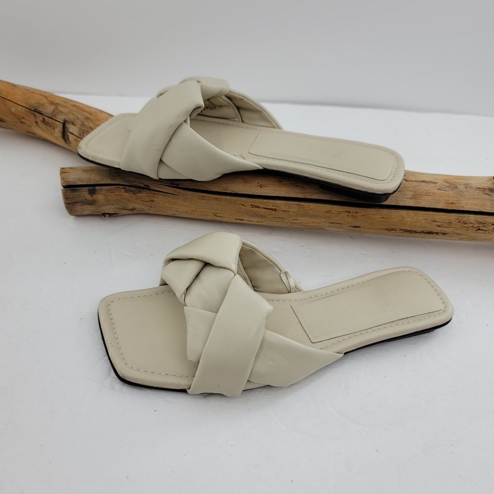 Zara bone color twisted knotted faux leather slides - Picture 4 of 5